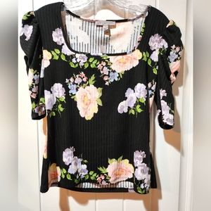 NWT 12 Thompson, Small, Black Floral